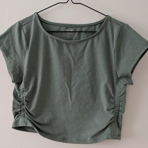 Old Navy Green Ruched Workout Cropped  Top
